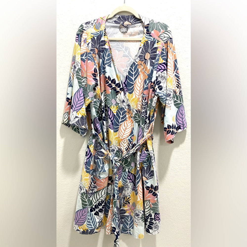Vera Bradley Palm Floral Pattern 95% Cotton, 5% Spandex Robe w/Tie- Size L/XL